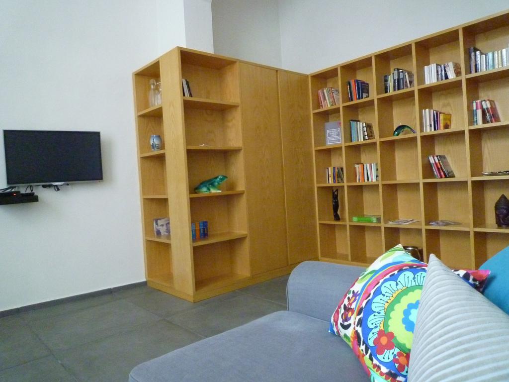 Apartamento The Frog'S Hideaway Bolonia Exterior foto